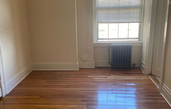 2 beds, 1 bath, 1,050 sqft, $2,025, Unit 806