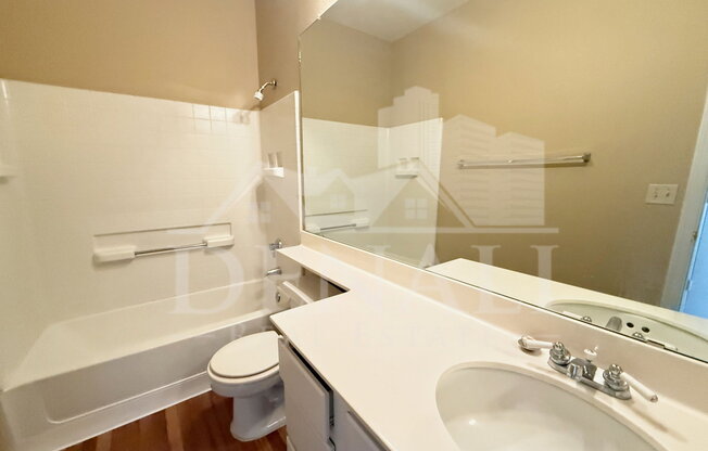 2 beds, 2 baths, 1,018 sqft, $1,395, Unit Apt 2043