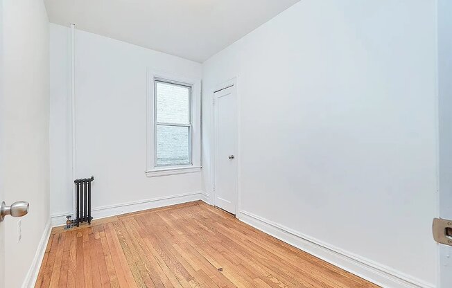 1549 SELWYN AVE