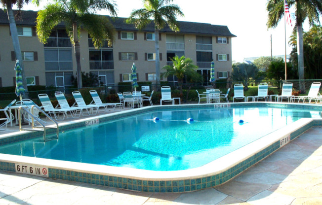 5467 RATTLESNAKE HAMMOCK RD