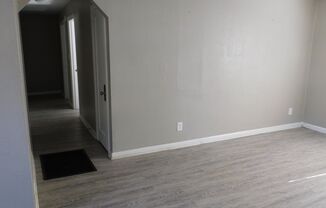 2 beds, 1 bath, $750