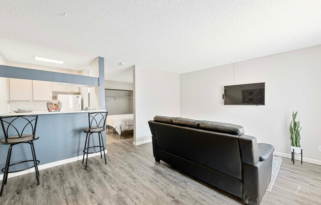 Experience modern living in this beautifully designed open space, perfect for relaxation and entertainment.