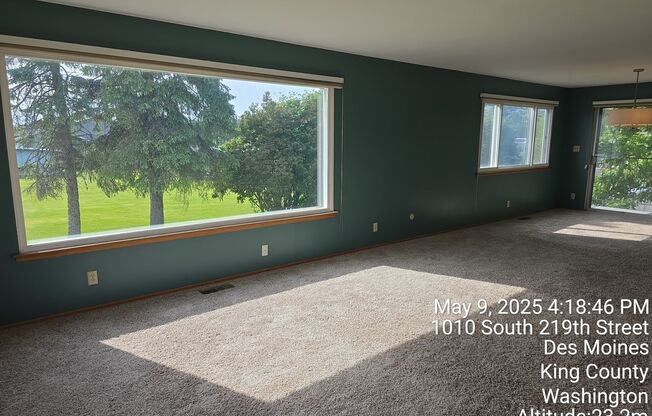 Heart of DesMoines large home for rent -5 bedroom 3 bathroom. Ready for move in June 1st, 2025