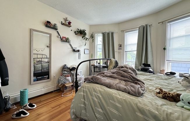 146 WEBSTER AVE