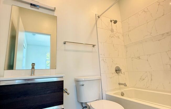 2 beds, 2 baths, 701 sqft, $2,799, Unit 201