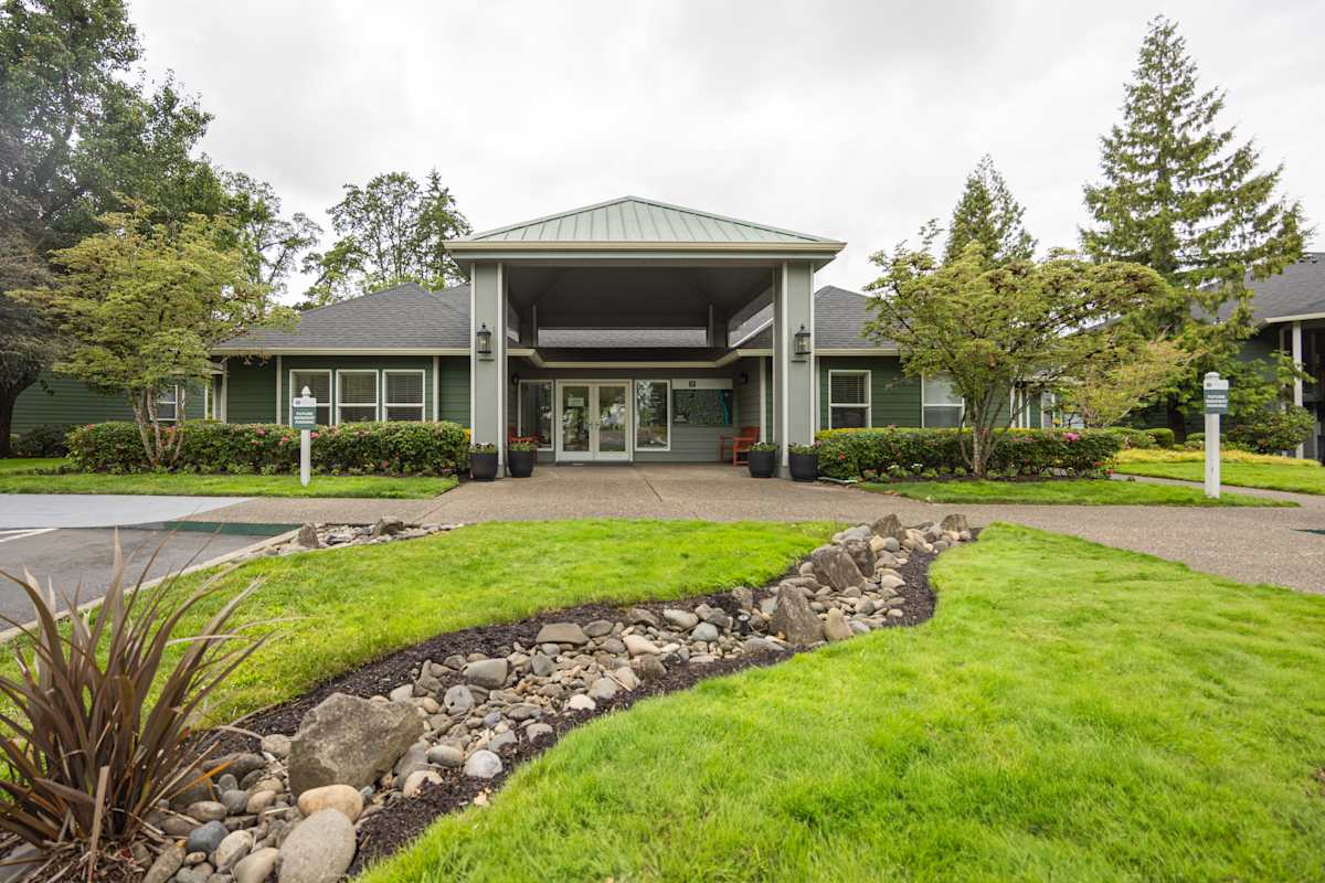 Welcome to Commons at Dawson Creek 
Apartments in Hillsboro, Oregon