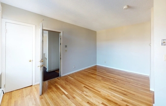 1 bed, 1 bath, 364 sqft, $2,195, Unit 14