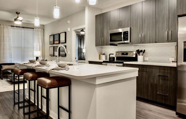 Spacious Kitchen with Breakfast Bar