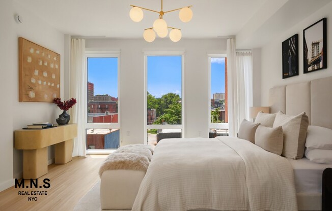 Studio, 1 bath, $3,115, Unit 11L