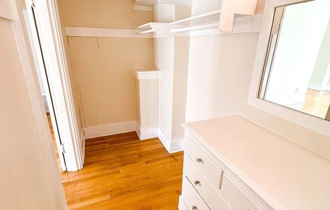 1 bed, 1 bath, 550 sqft, $1,450, Unit 305