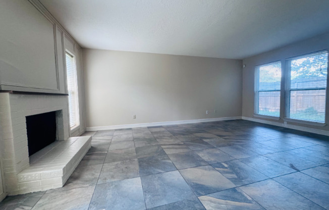 10810 SUGAR HL DR