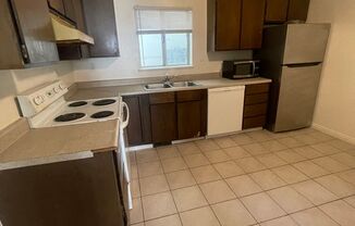 3 beds, 1 bath, $1,550