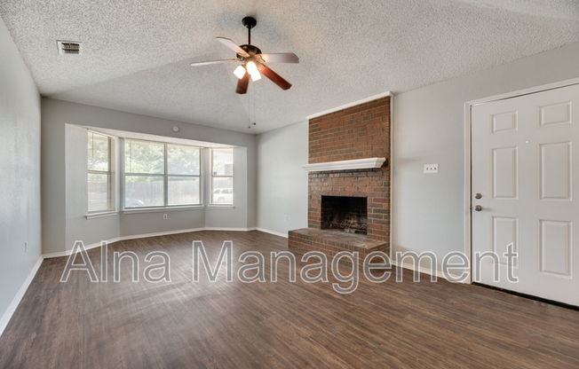 2212 WINDHURST DR