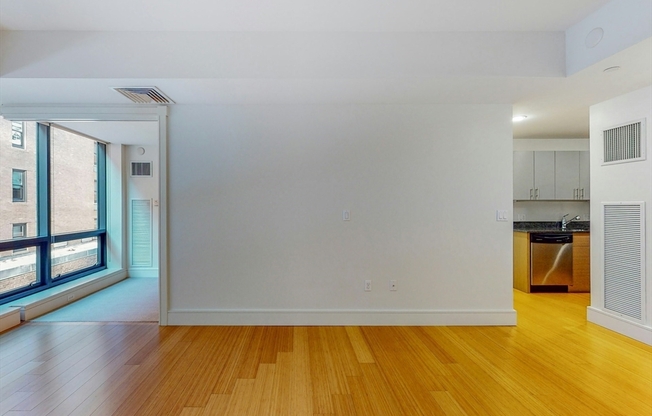 1 bed, 1 bath, 691 sqft, $4,000, Unit 1207