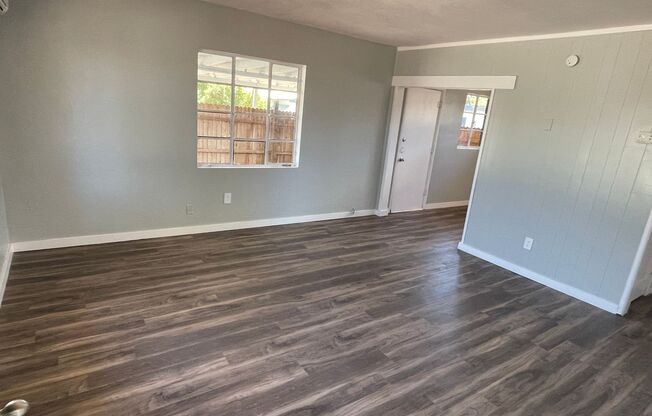 Remodeled Two Bedroom With A/C in Historic Blenman-Elm Neighborhood!