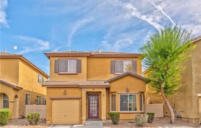 3BD/2.5BA | Open-Concept Living in Gated Cottages at Southern Hills