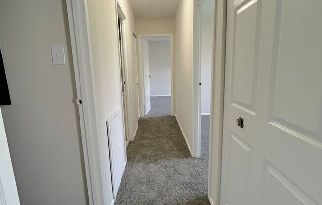 2 beds, 2 baths, 950 sqft, $1,489, Unit 202N