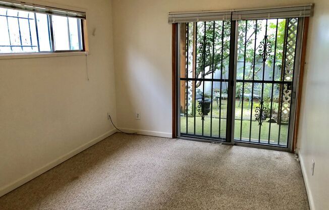 2 beds, 1 bath, $1,995