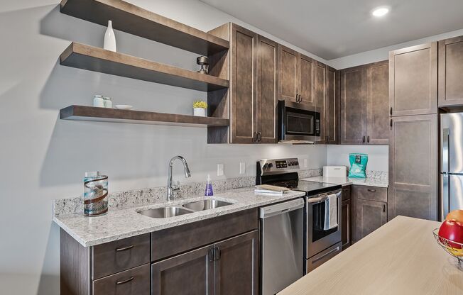 3 beds, 2 baths, 1,015 sqft, $2,355, Unit 206