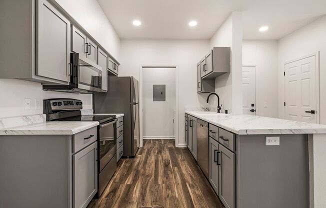 1 bed, 1 bath, 776 sqft, $1,575, Unit 311