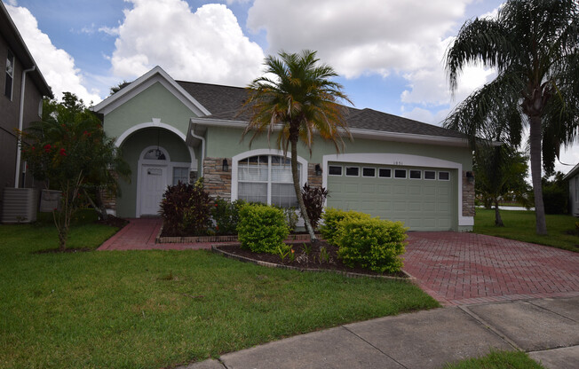 4 Bedroom, 2.5  Baths Single Family Home For Rent at  1051 N. Breeze Court Orlando, Fl. 32824