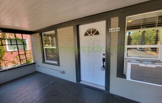 Amazing 1-Bedroom Unit in a Side-by-Side Duplex Near Hollywood District