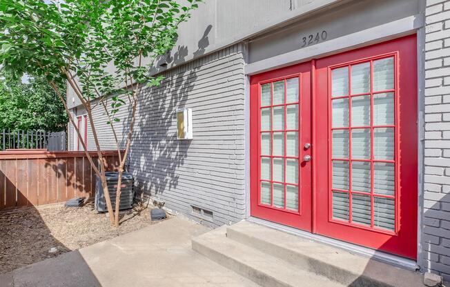 2 beds, 1 bath, 863 sqft, $1,150