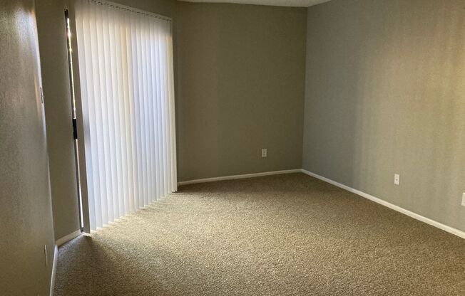 2 beds, 2 baths, 900 sqft, $1,475, Unit 248