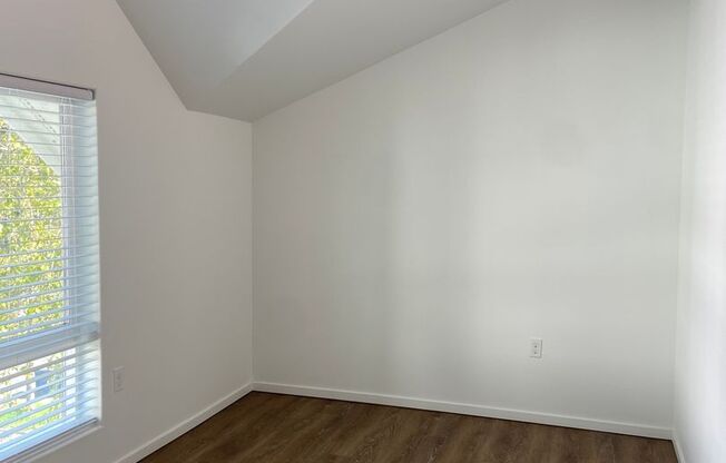 2 beds, 2 baths, 900 sqft, $2,895, Unit 2500-A