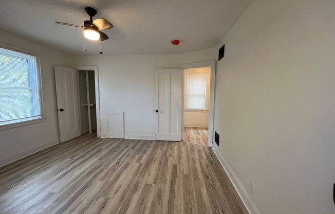 2 beds, 1 bath, $1,400