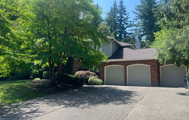 4bd/2.5ba Redmond Home