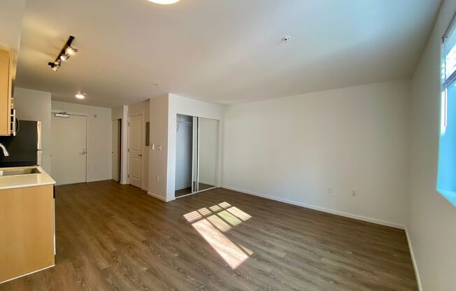 Studio, 1 bath, 170 sqft, $1,755, Unit 2406-A
