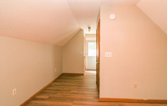 2 beds, 1 bath, $1,795