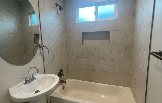 1411 E 53rd Street LLC