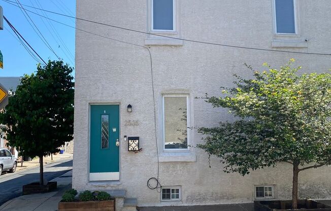 2-Bedroom Townhome with Finished Basement! Available mid-August!