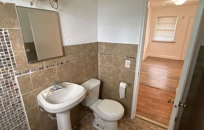 1 bed, 1 bath, 500 sqft, $1,550, Unit 12