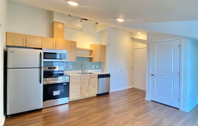1 bed, 1 bath, 415 sqft, $2,195, Unit 5503-A