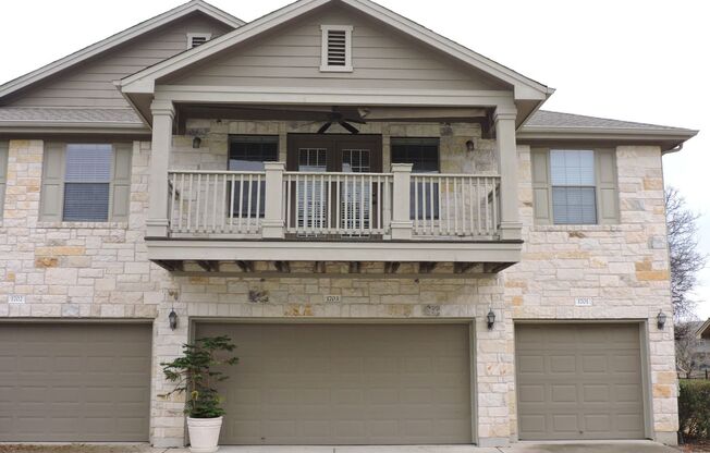 Gorgeous Three Bedroom Condo in South Austin