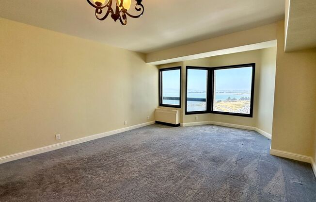 1 bed, 1 bath, $2,400, Unit # 2102