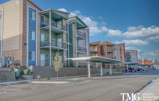 1 bed, 1 bath, 740 sqft, $1,625, Unit B230