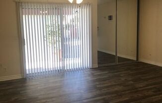 Studio, 1 bath, 550 sqft, $1,695, Unit 01