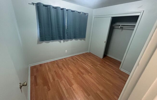 2 beds, 1 bath, $1,150