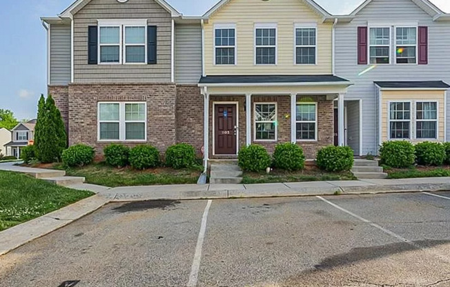 Gorgeous Two bedroom, 2.5 bath townhome in Whitsett-Spring Move in Special $400 off