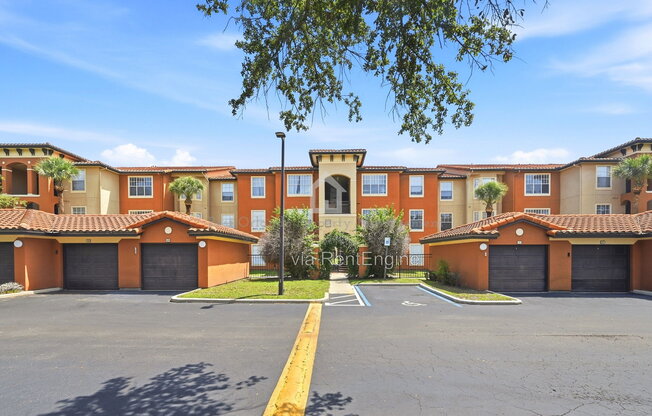 5572 METROWEST BLVD