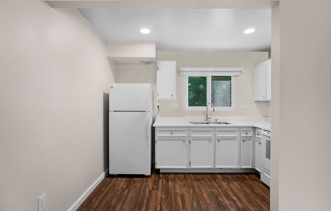 Studio, 1 bath, 395 sqft, $1,845, Unit 49-202
