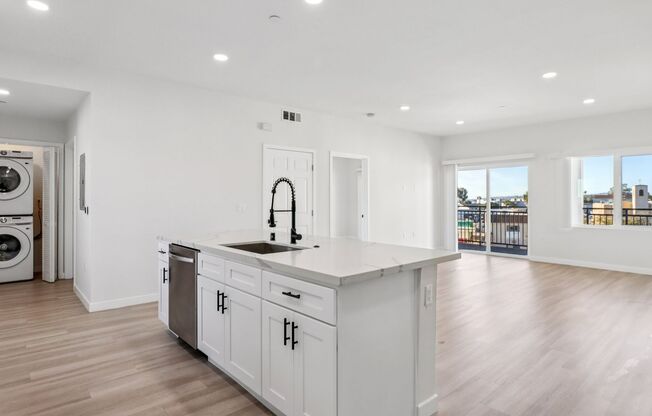 2 beds, 2 baths, 1,030 sqft, $3,150, Unit 306