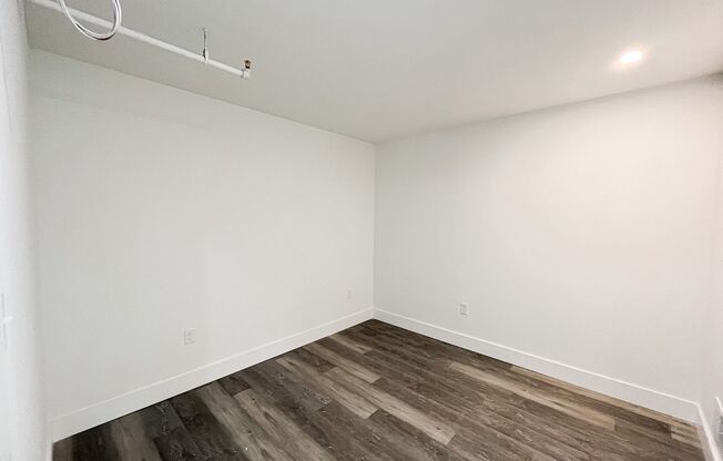 2 beds, 1 bath, 950 sqft, $1,895, Unit 518