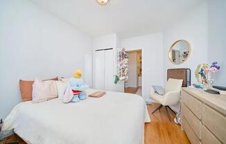 456 9 AVE