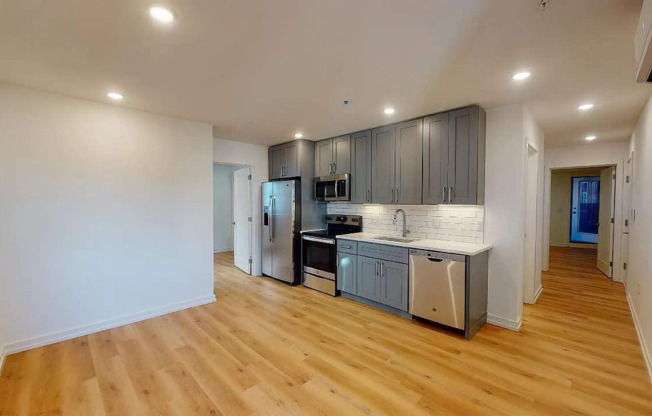 1344 46 N MARSTON ST