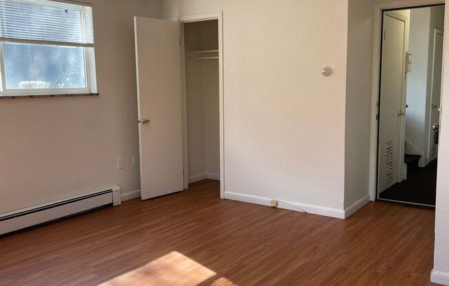 1 bed, 1 bath, 640 sqft, $1,200, Unit Unit 1